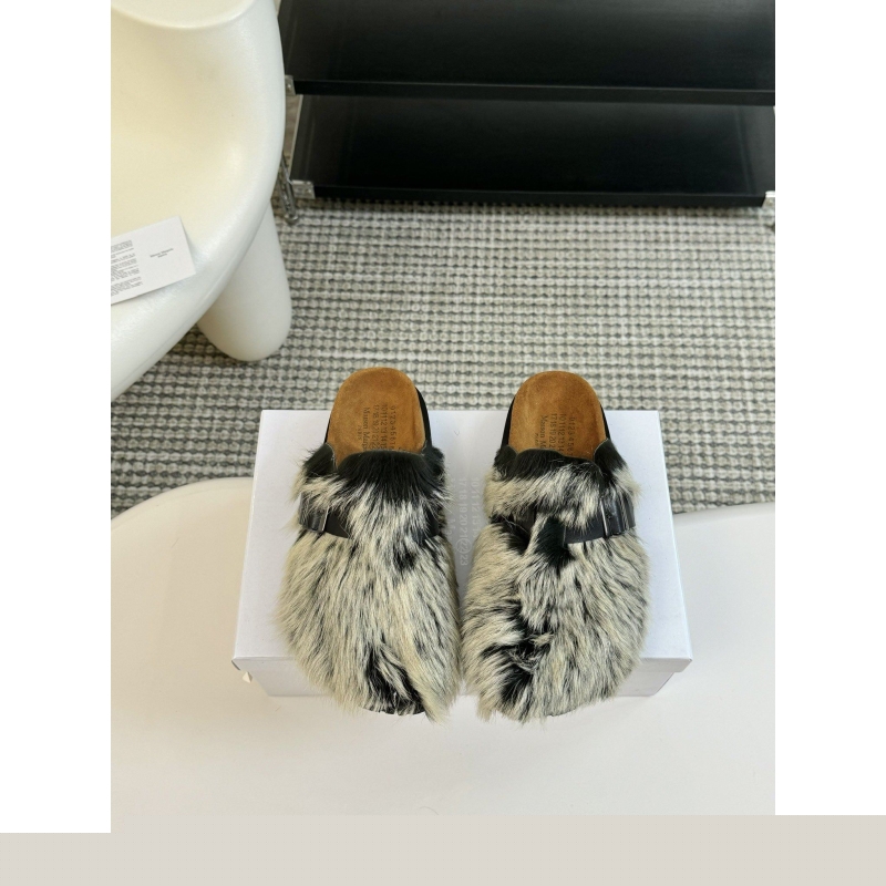 Other Slippers